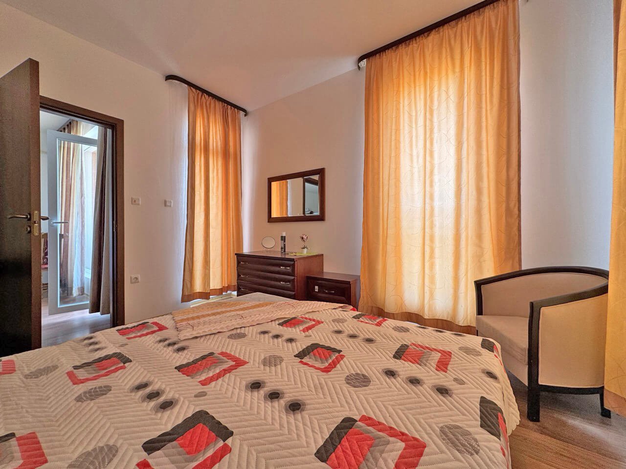 Three-room apartment with mountain views in the Sunny Day 6 residential complex at Sunny Beach, Bulgaria