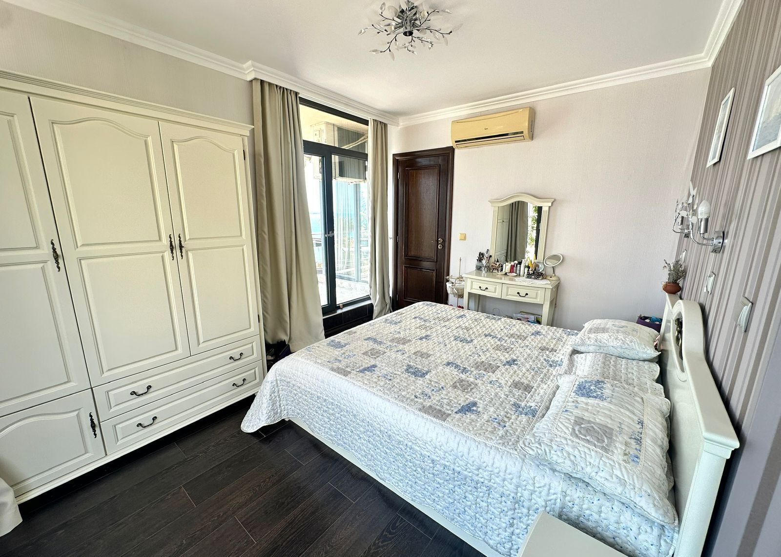 Three-room apartment with sea view in the exclusive Dolce Vita complex, Sveti Vlas, Bulgaria
