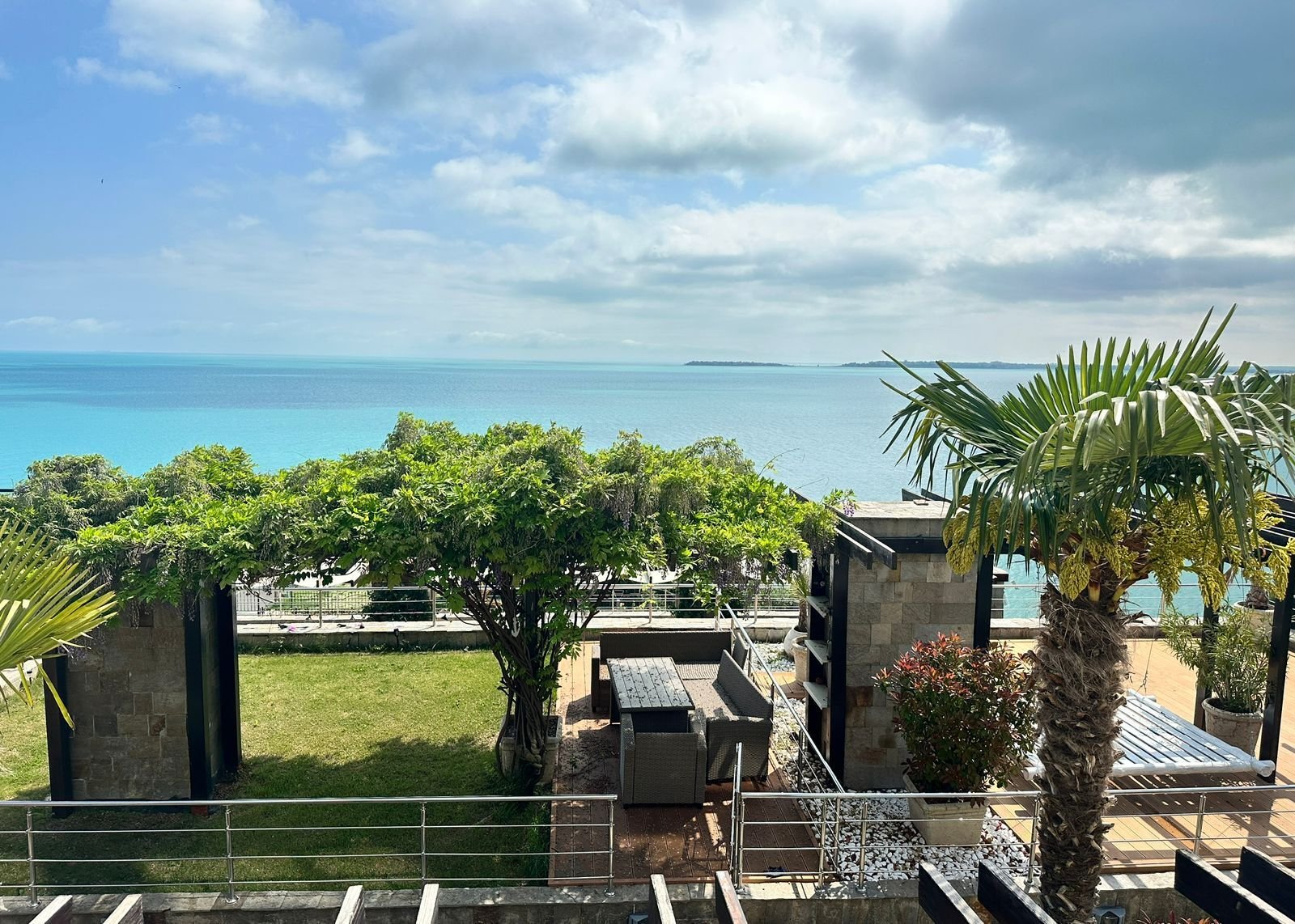 Three-room apartment with sea view in the exclusive Dolce Vita complex, Sveti Vlas, Bulgaria