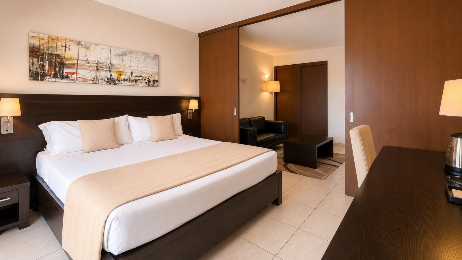 Elegant apartment in an oceanfront resort with pool and ocean views. Guaranteed return. Cape Verde.