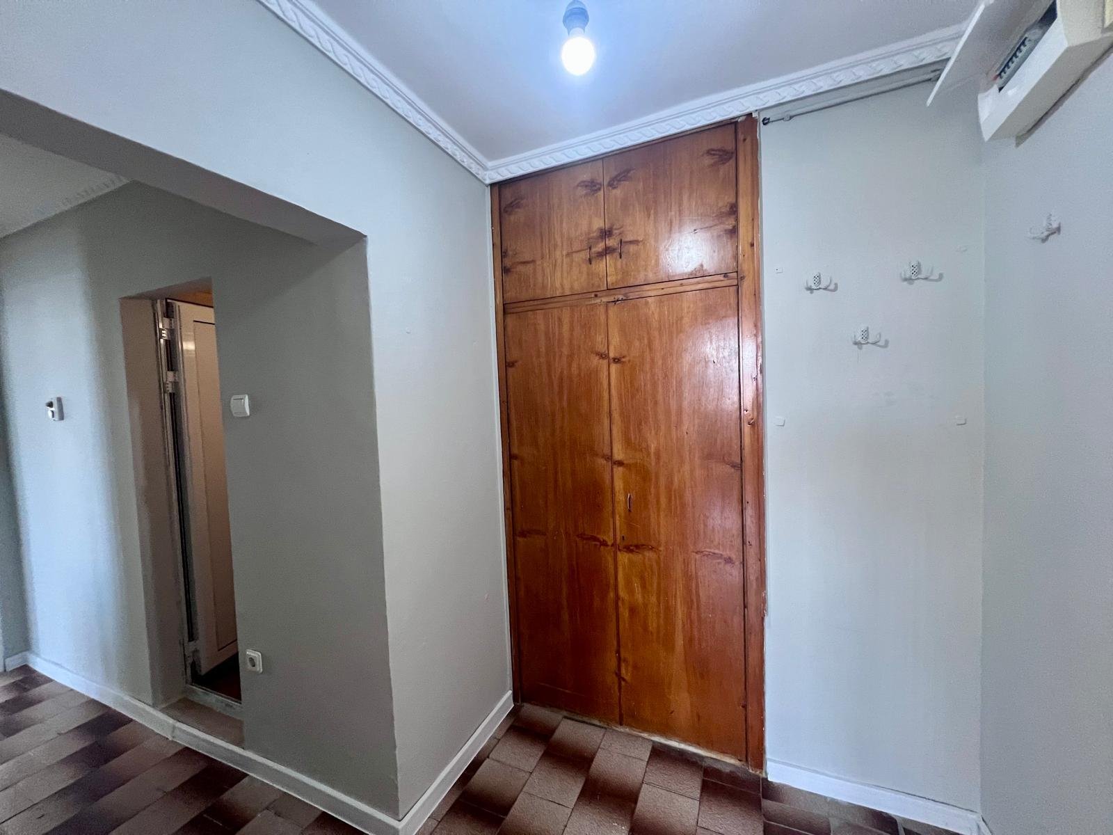 2-room apartment with an additional kitchen in the Zornitsa area, Burgas, Bulgaria