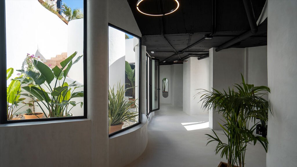Luxury apartment by the beach and golf, Marbella