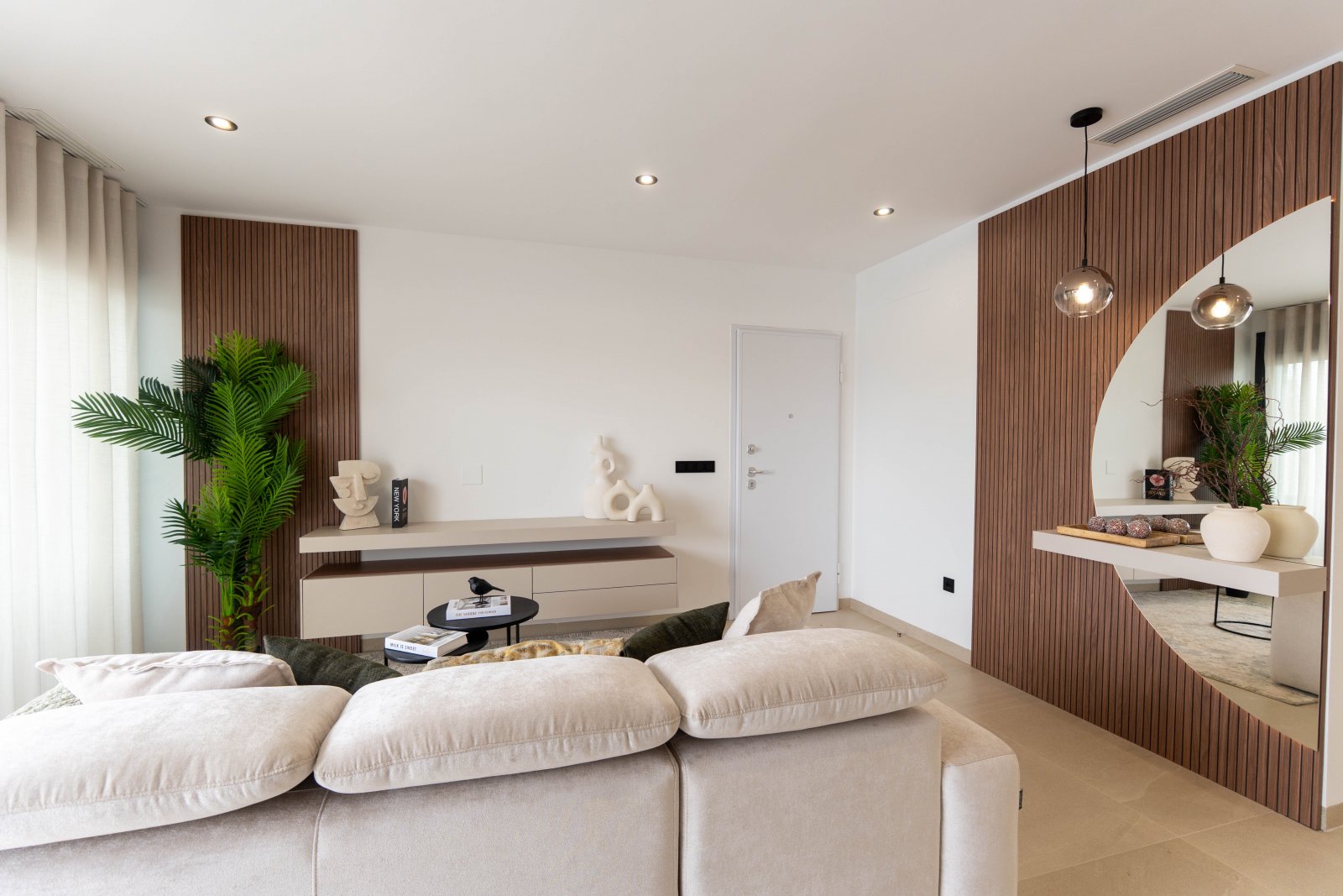 Exclusive house with garden and pool by the sea, San Pedro del Pinatar