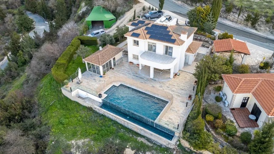 Detached Villa in Tsada, Paphos