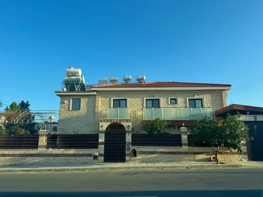 Detached Villa in Katholiki, Limassol
