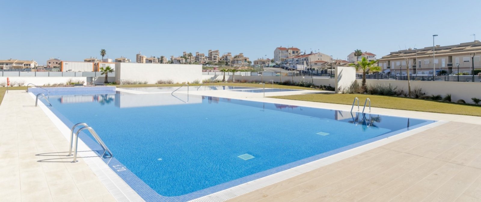 Luxuriöses Penthouse mit atemberaubendem Panoramablick auf das Meer, Torrevieja.