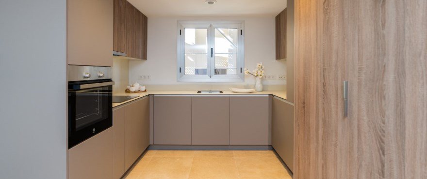 Exklusives Apartment in einer luxuriösen Anlage im Herzen der Costa del Sol, direkt neben einem renommierten Golfplatz