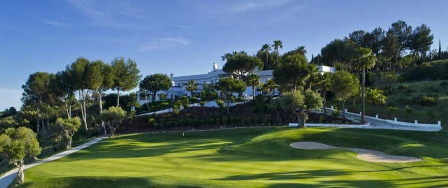 Exklusives Apartment in einer luxuriösen Anlage im Herzen der Costa del Sol, direkt neben einem renommierten Golfplatz