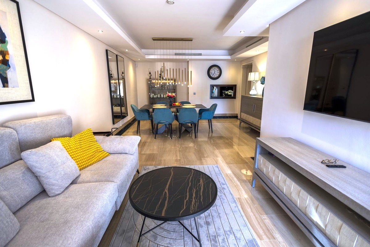 Exclusive two-storey penthouse right by the sea in Estepona, Costa del Sol