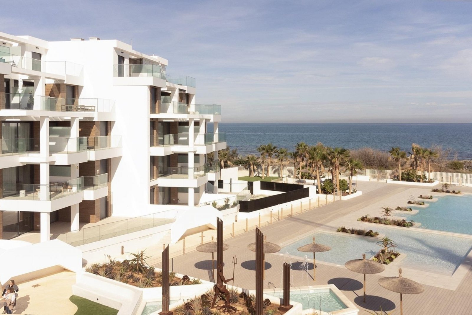 Exklusives Apartment 30 Meter vom Meer entfernt mit großer Terrasse und Blick auf das Mittelmeer in Denia