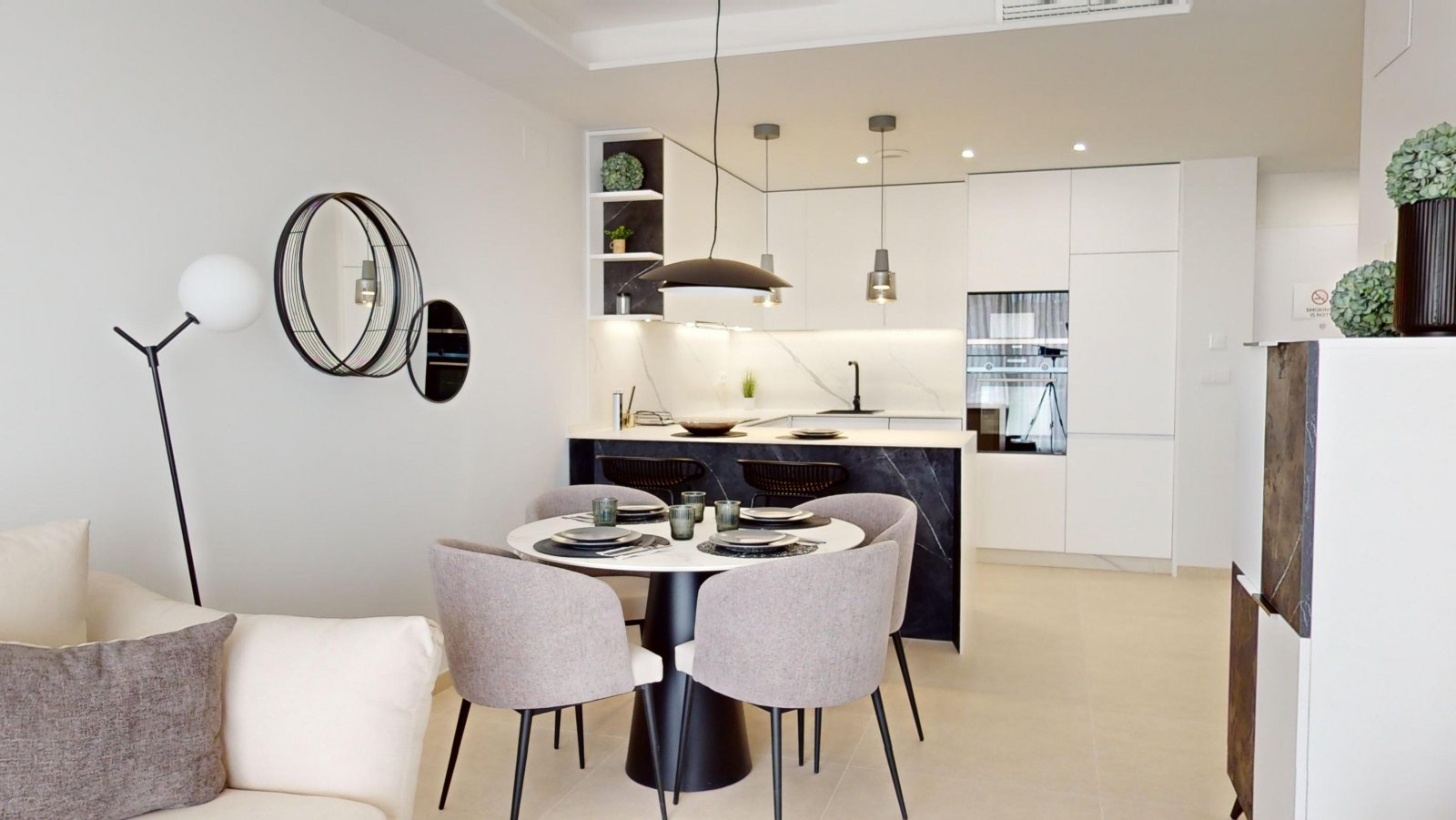 Modern apartments, 1.5 km from the sea, Cabo Roig