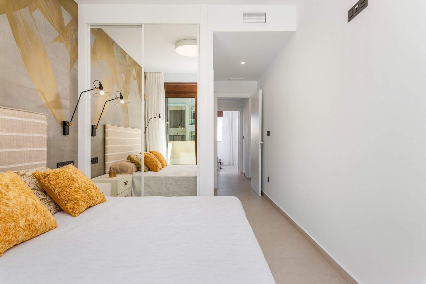 Moderner Bungalow, 3,5 km vom Meer entfernt, mit Pool und Garten, Torrevieja