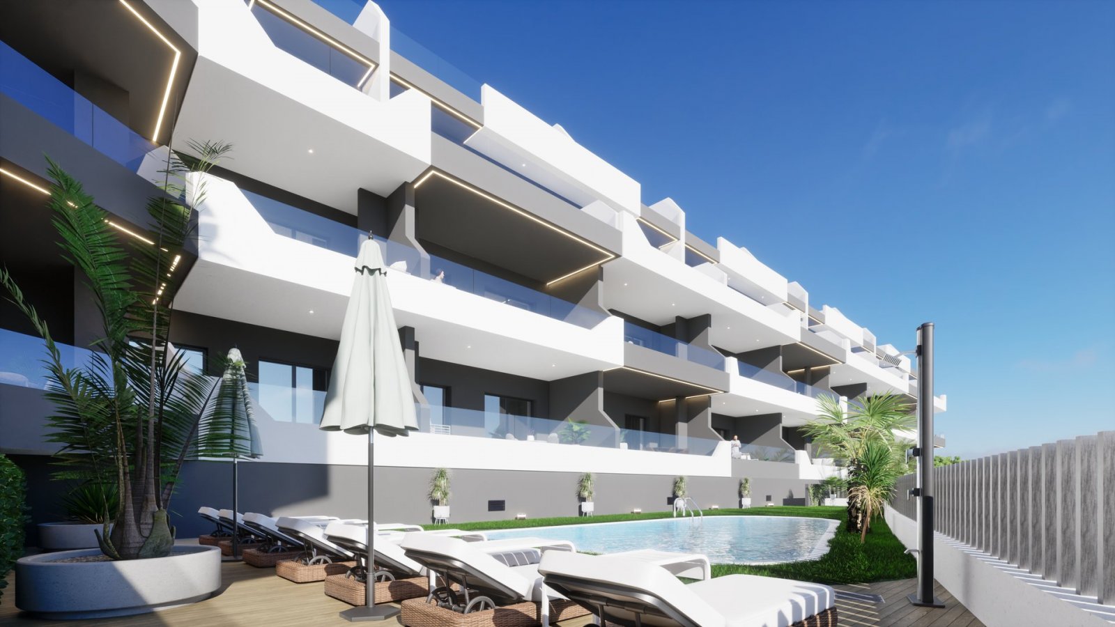 Benijofar, Alicante: Spacious apartments 2-4 bedrooms, pool and gardens, Benijófar 