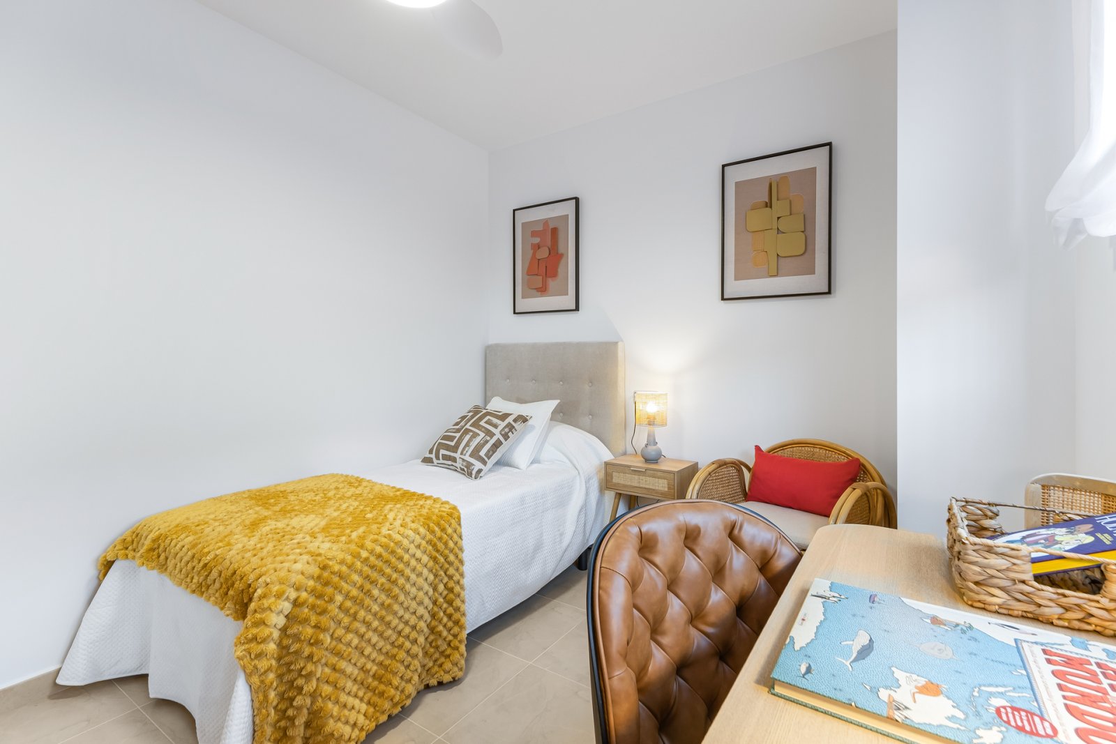 Modern apartments 2 km from the sea, with pool and garden, Orihuela