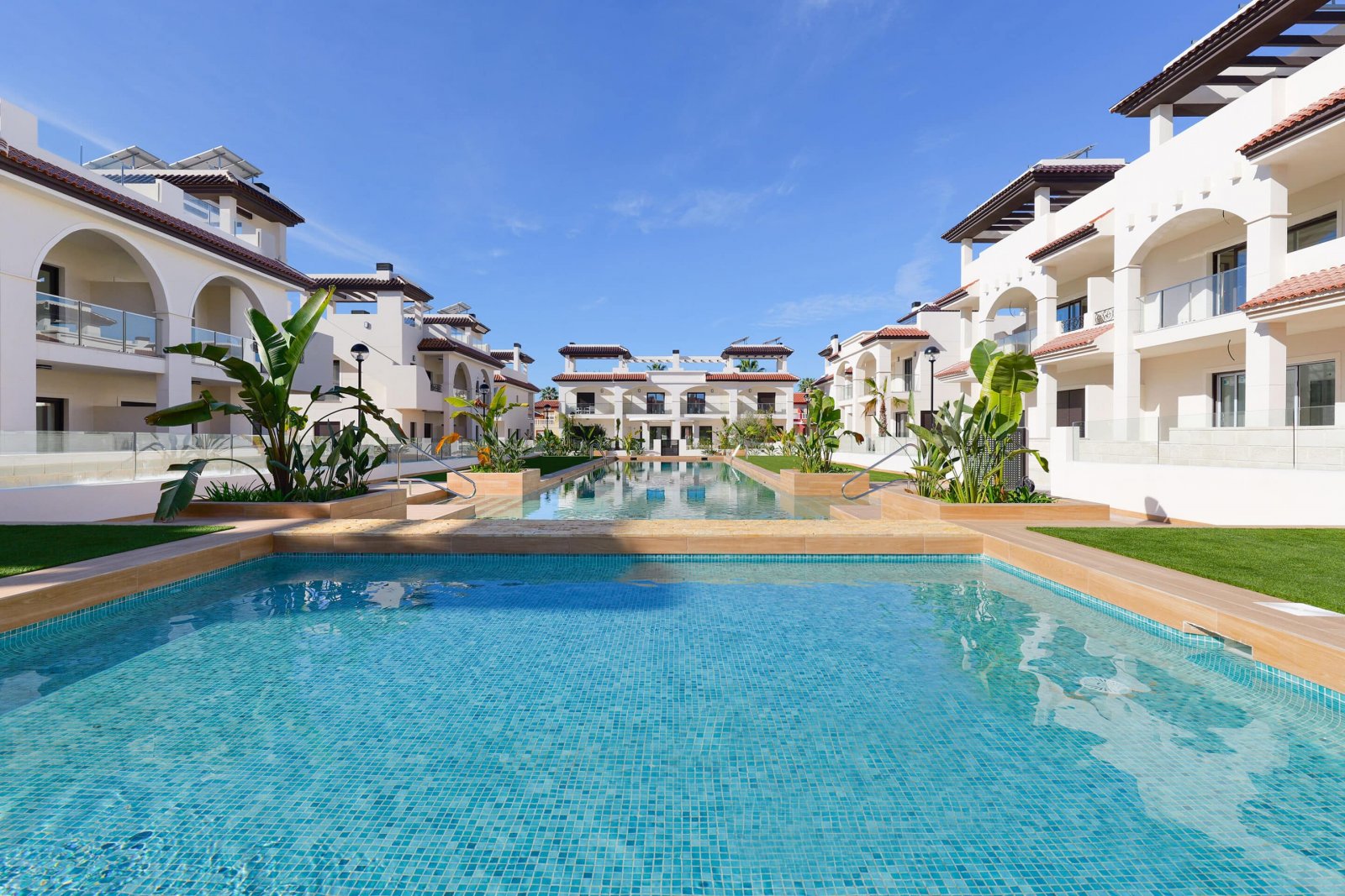 Moderner Bungalow, privater Garten und Pool, Ciudad Quesada