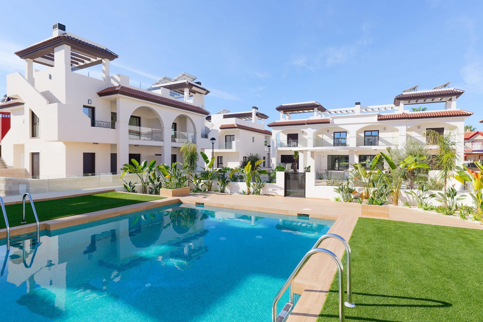 Moderner Bungalow, privater Garten und Pool, Ciudad Quesada