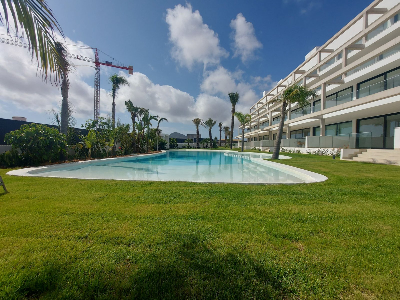 Sunny apartments, 400 m from the sea, with swimming pool, Mar de Cristal