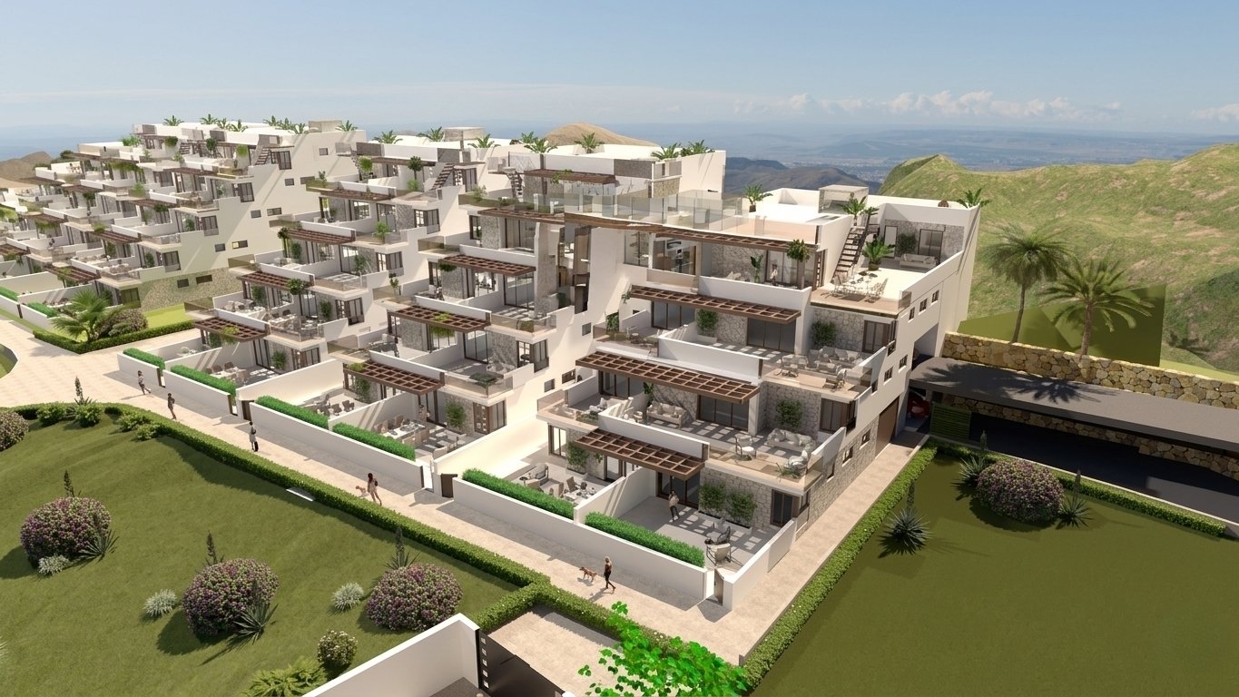 Luxury penthouse with 3 bedrooms, solarium and pool 700 m from the sea, Vera, Spain