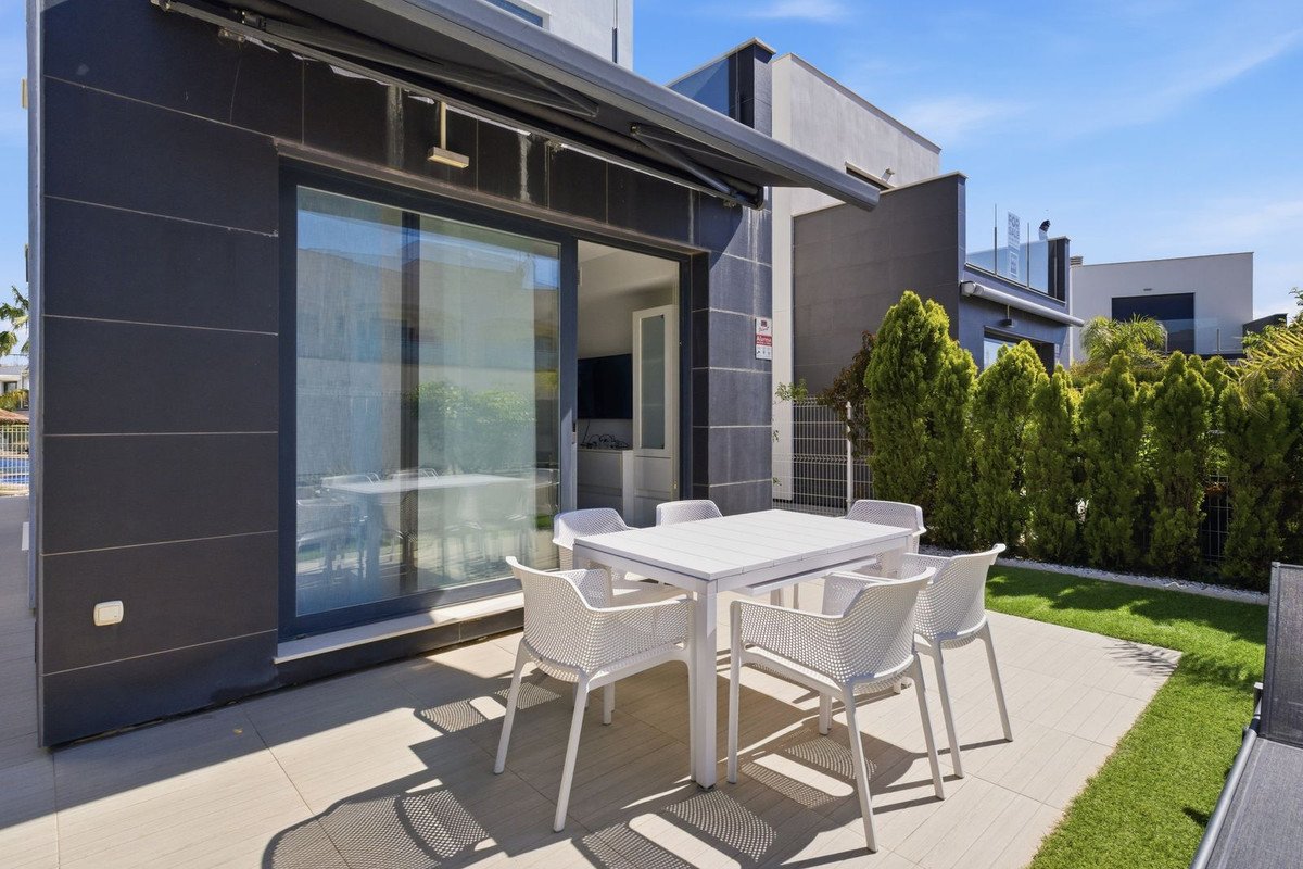 Luxury villa with roof terrace and sea view, Punta Prima