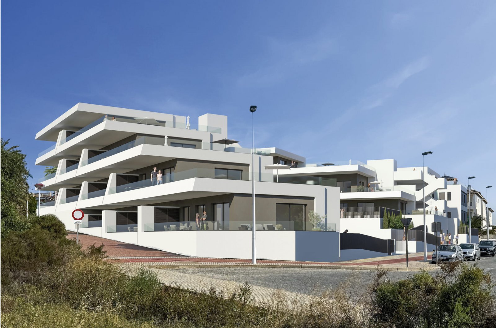 Modern apartments, 1 km from the sea and with swimming pool, Elche