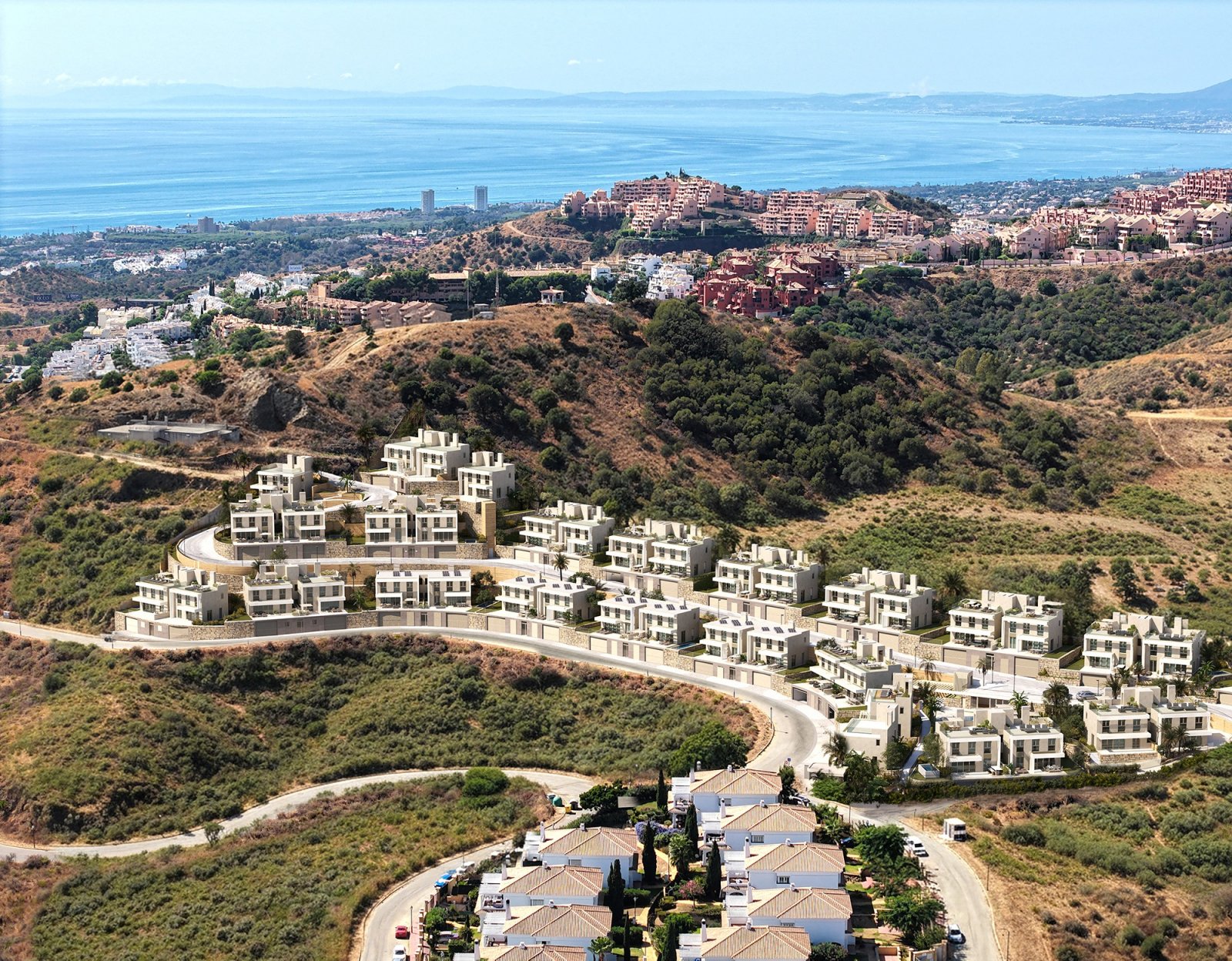 Exclusive townhouse with sea, golf and airport views, Mijas