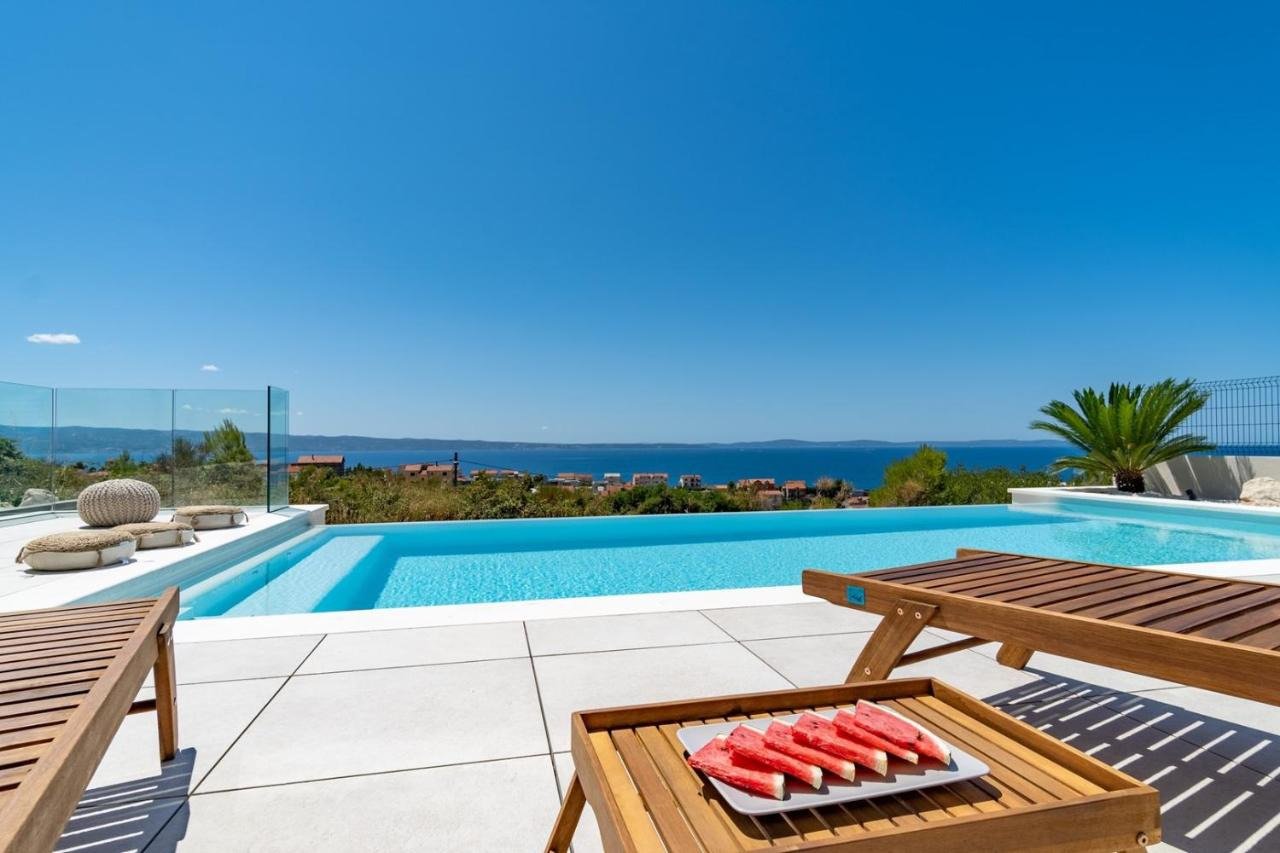 Exclusive villa with pool and panoramic sea view Podstrana