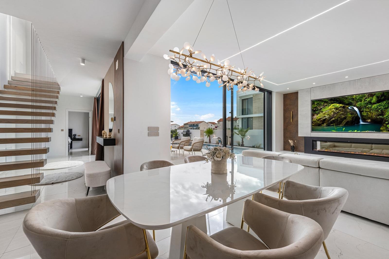 Modern luxury villa with pool and sea view Tribunj