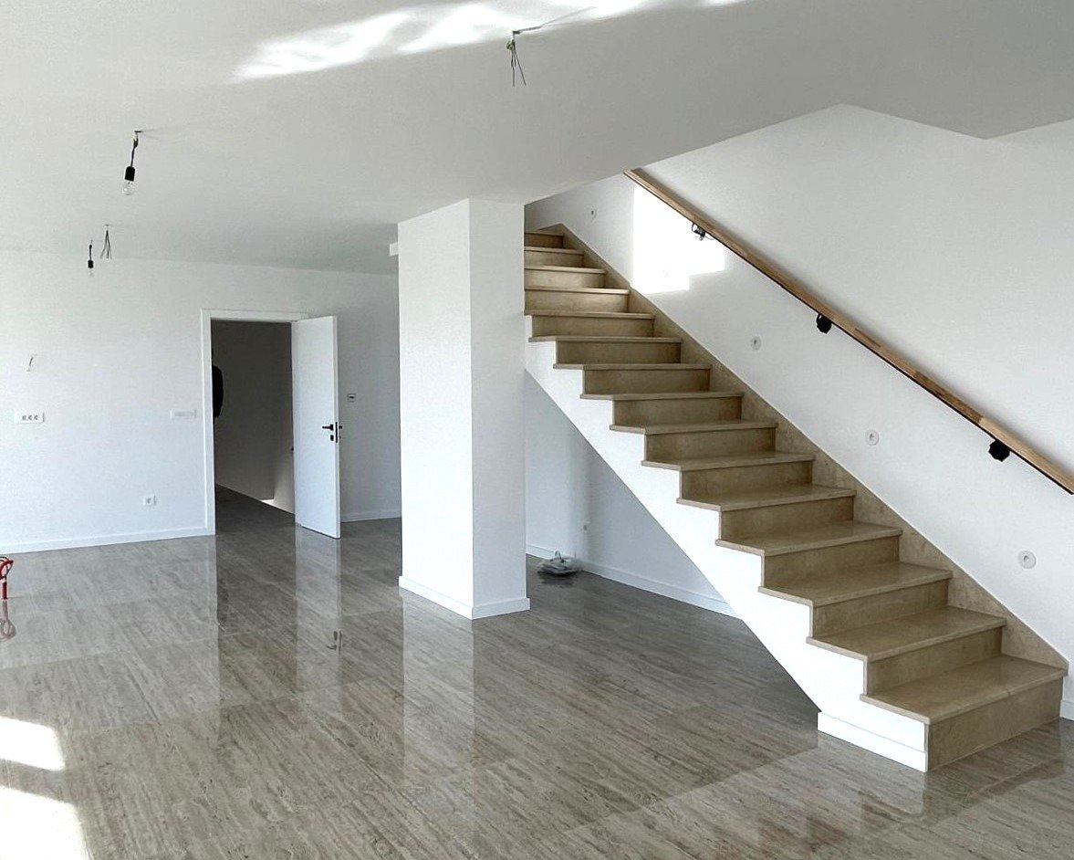 Nova, luxury villa, 150 m from the sea, panoramic view, swimming pool, garage in Betina, Tisno