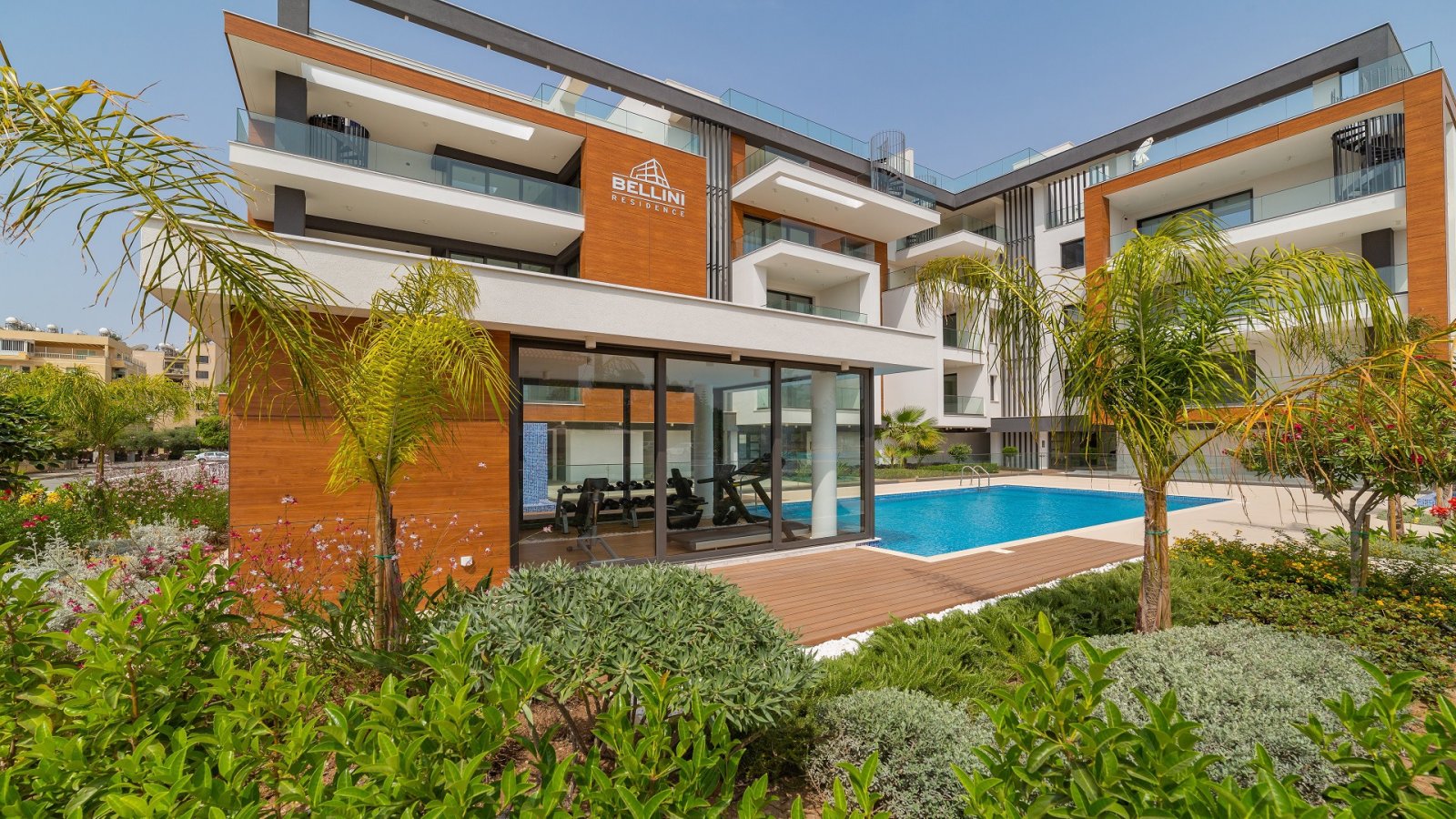 Luxury 4 bedroom penthouse in a prestigious complex, just 350m from the beach, Limassol, Cyprus