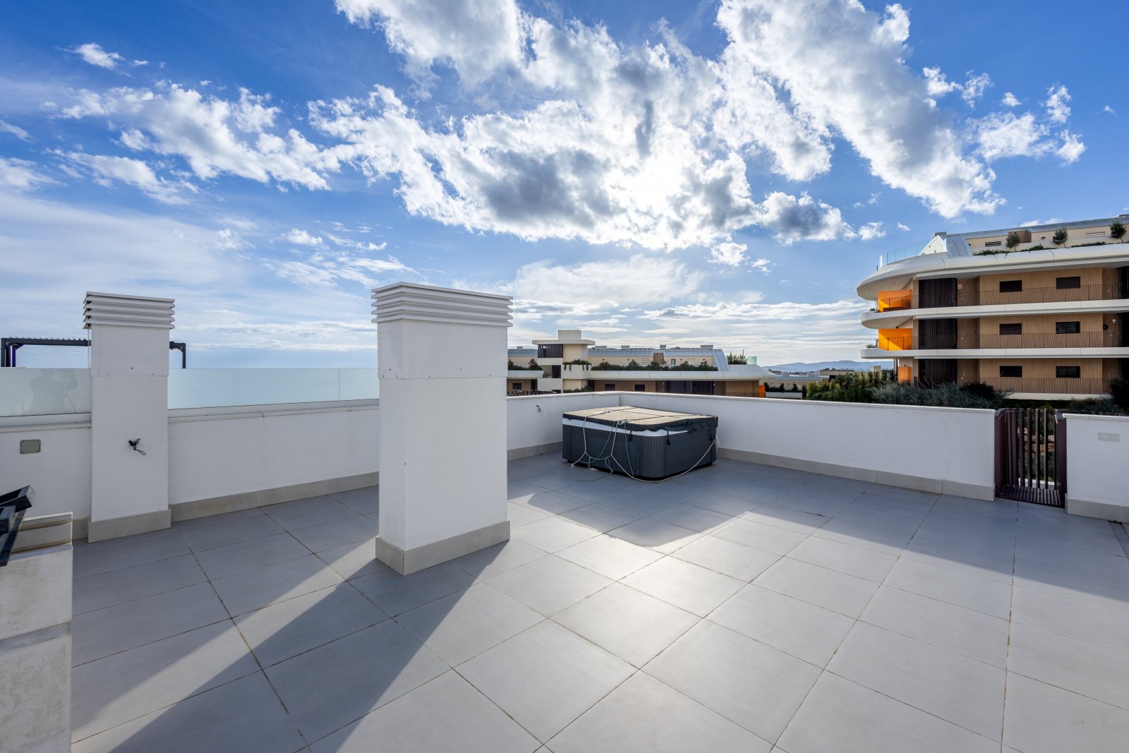 Luxury penthouse with sea views, Higuerón, Fuengirola
