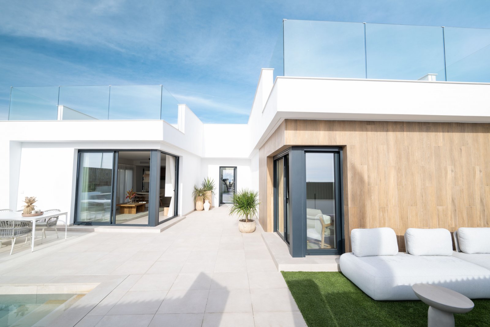 Luxury house with pool near the airport, Murcia