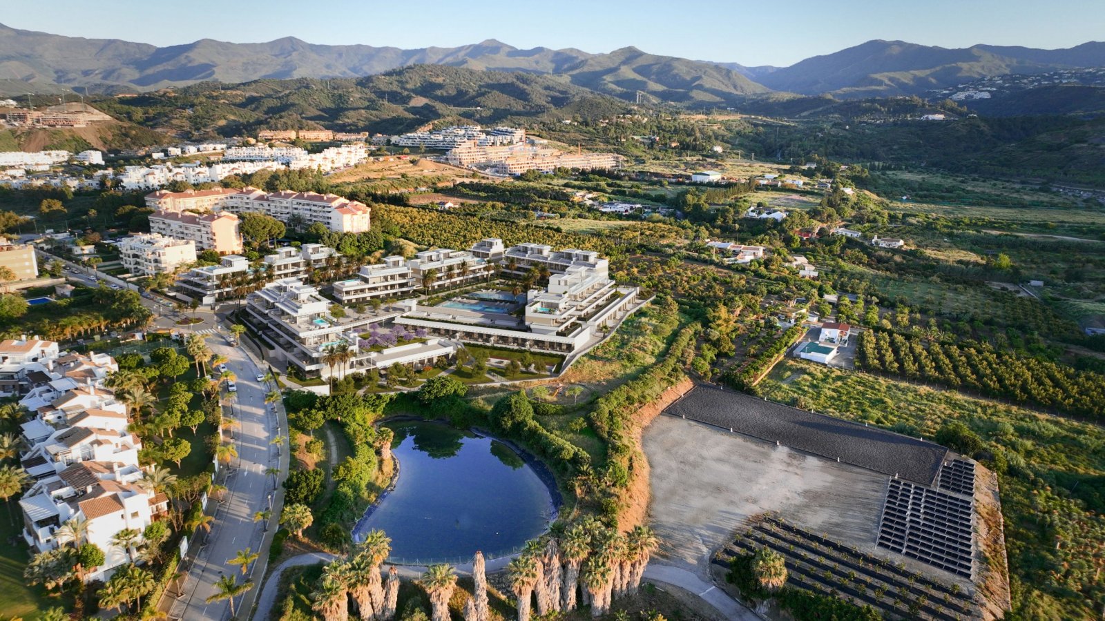 Exclusive apartments with sea views, Estepona