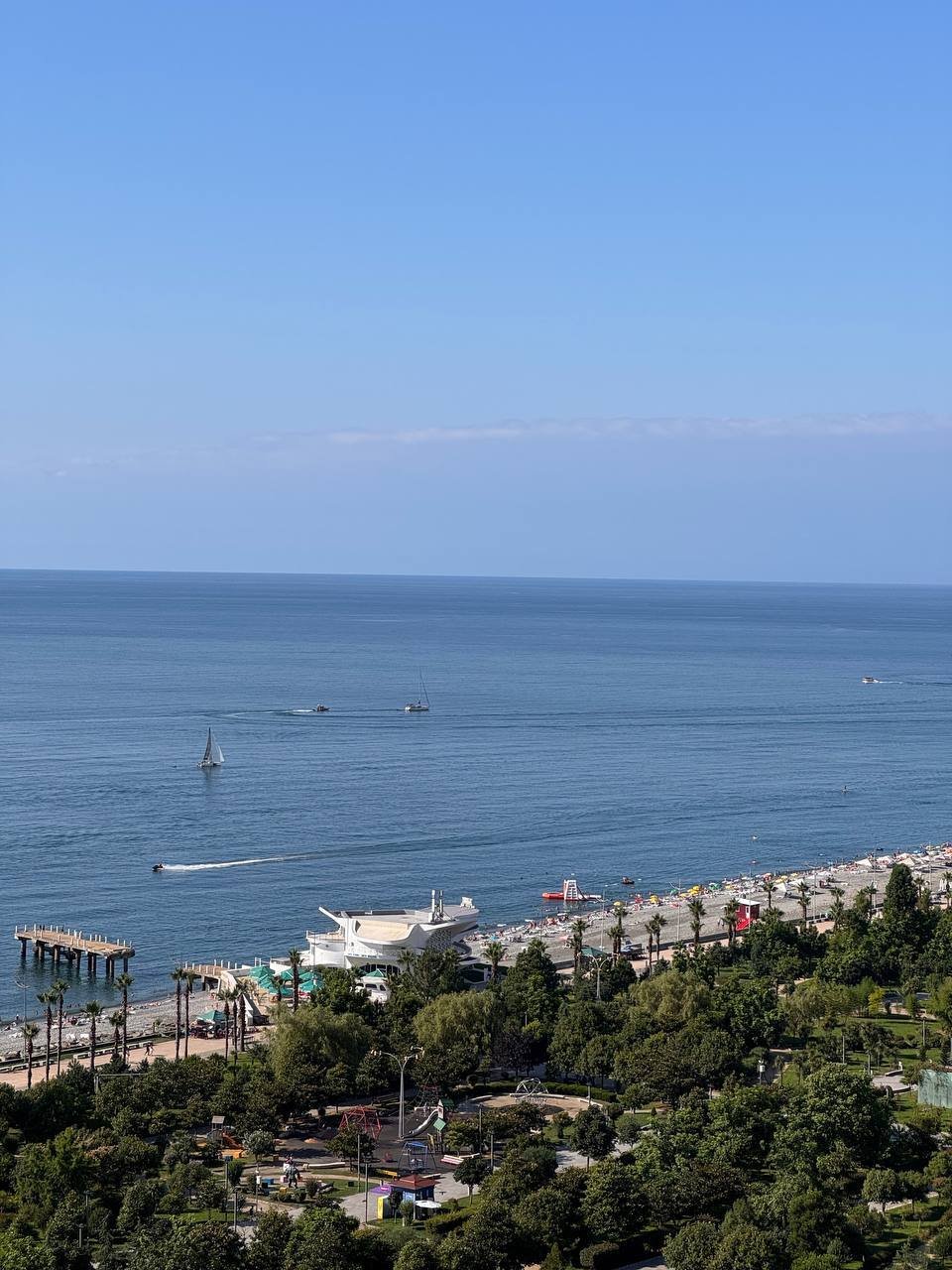 High-quality studio apartment with sea view in Batumi, Georgia – Fully furnished in a business-class residence just steps from the beach