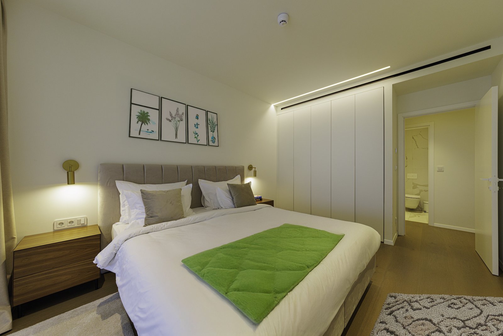 Luxuriöses Apartment mit Terrasse, 200 m vom Meer entfernt, in einem renommierten Ferienort in Savudrija, Kroatien.