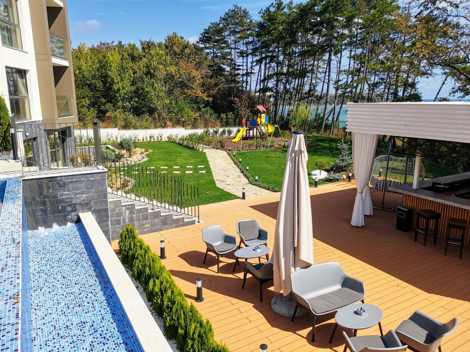 Studio with pool and sea view in the Open Sea complex, Byala, Bulgaria