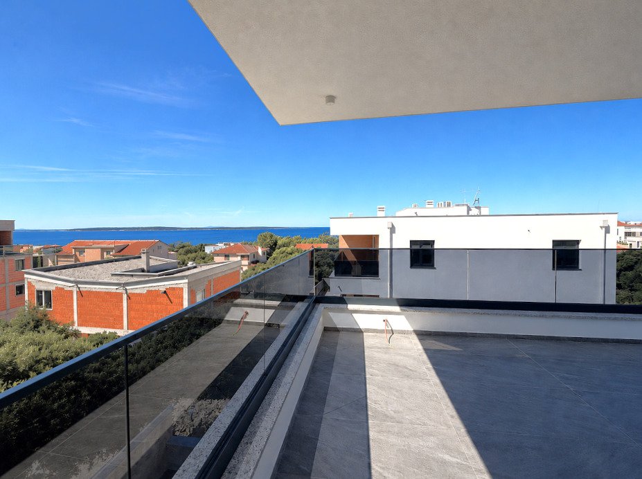 Penthouse mit zwei großen Terrassen und Meerblick, Mandre, Insel Pag