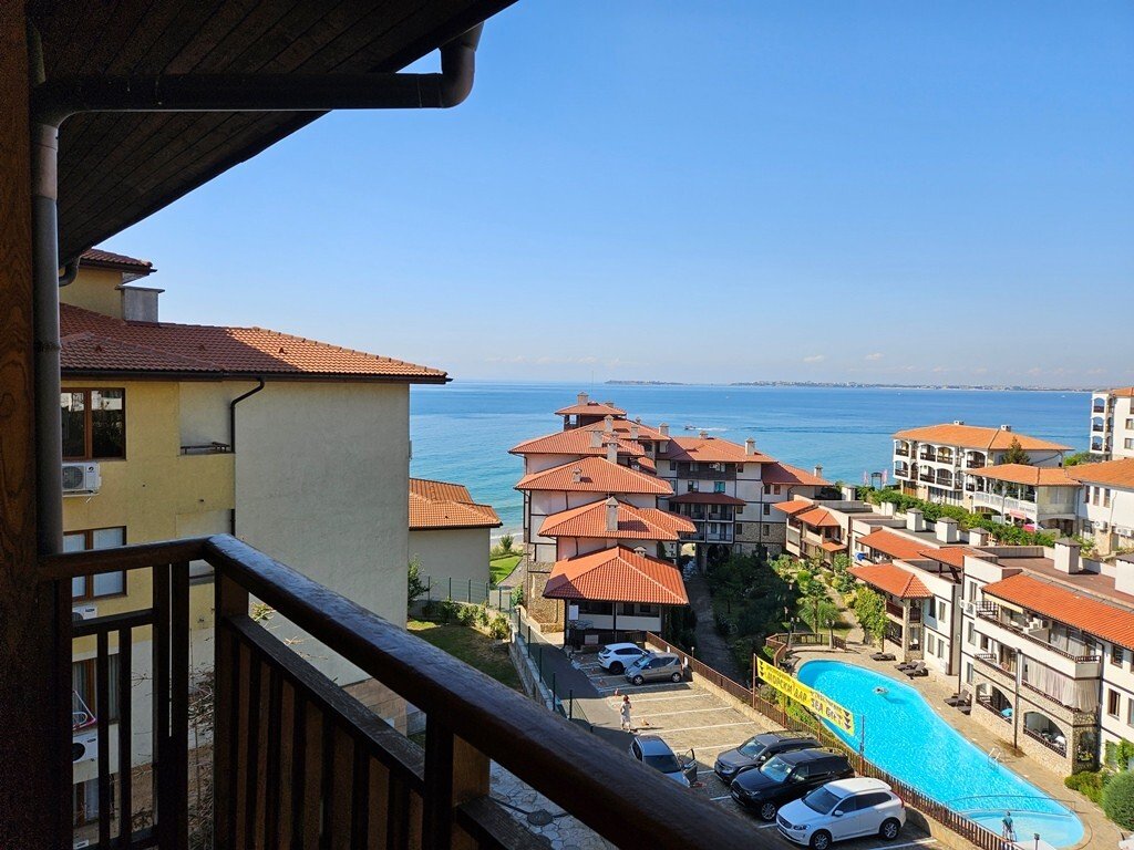 Apartment 1+1 in Paradise Garden Complex, Sveti Vlas, Bulgaria