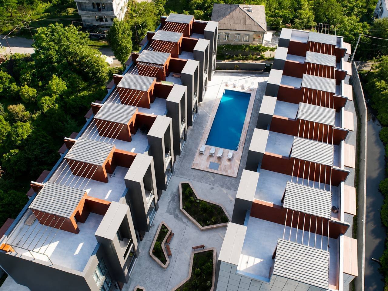 Modern three-story townhouse at Batumi Garden Inn, Batumi, Georgia – Private garage, terrace & pool