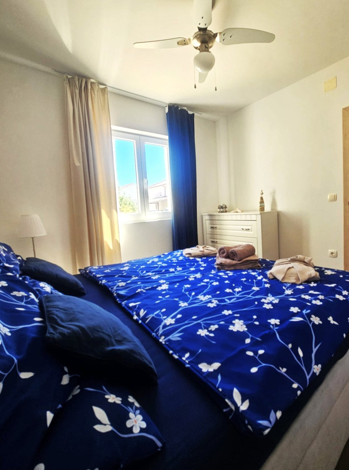 Exceptional set of two apartments with a swimming pool, Necujam, Croatia