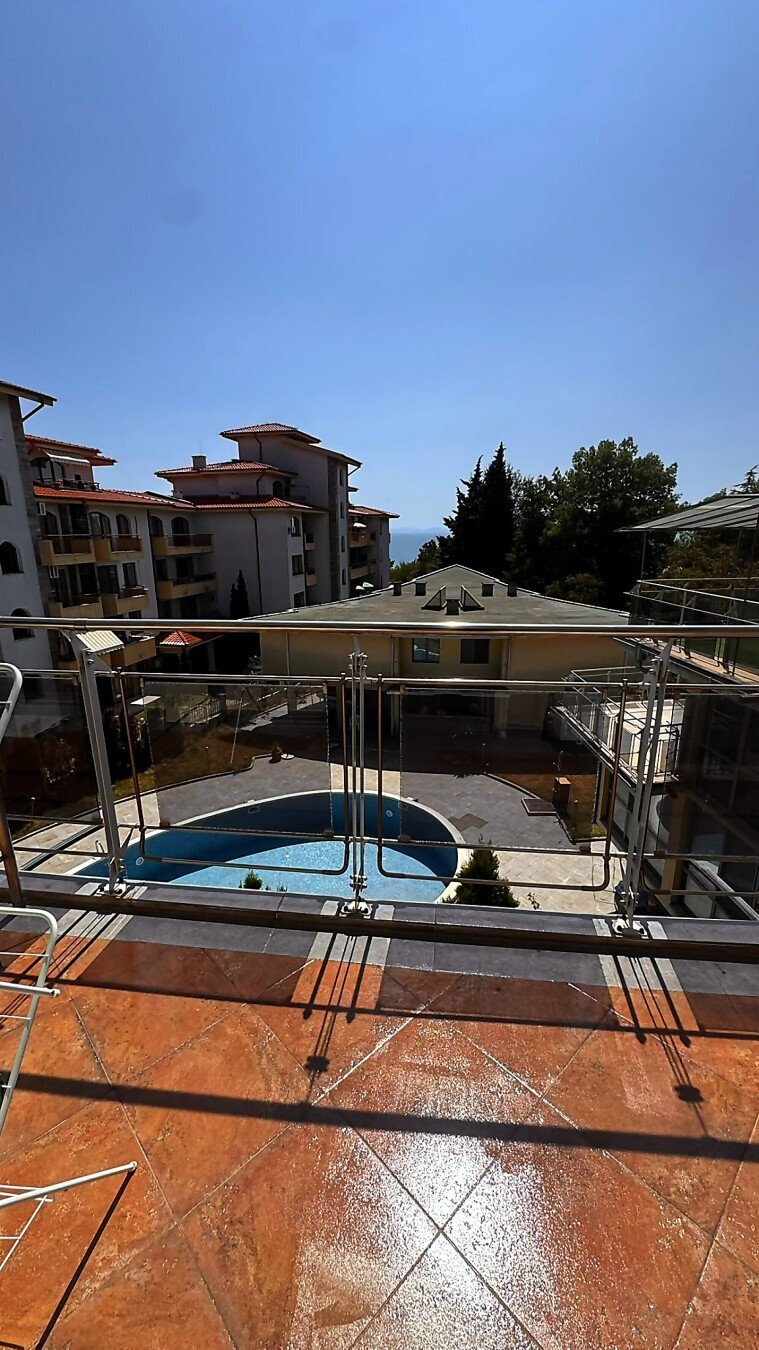 Apartment 1+1 in the "Black Sea View" complex, Ravda, Bulgaria