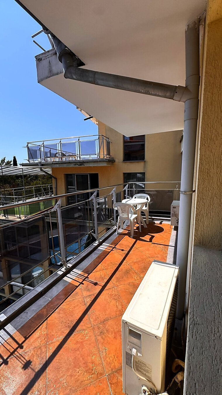 Apartment 1+1 in the "Black Sea View" complex, Ravda, Bulgaria