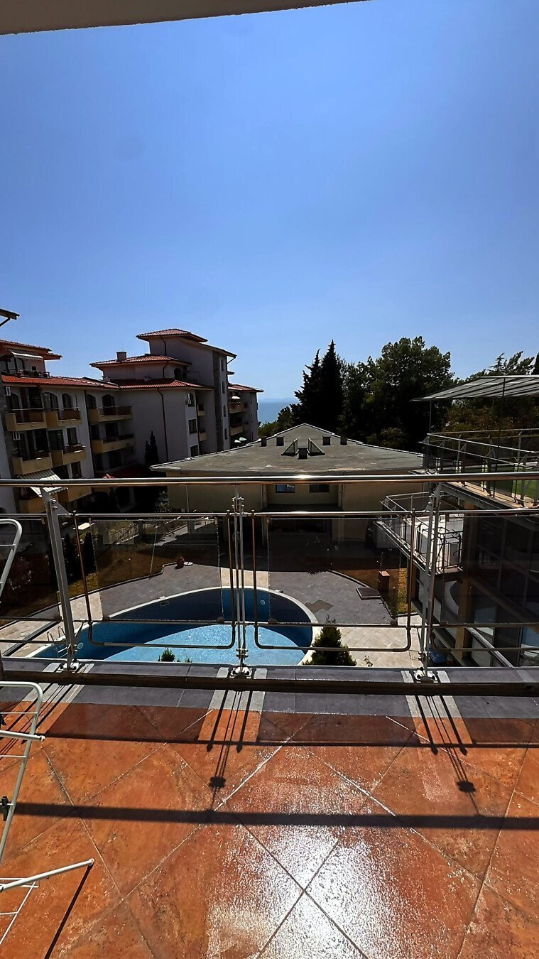 Apartment 1+1 in the "Black Sea View" complex, Ravda, Bulgaria