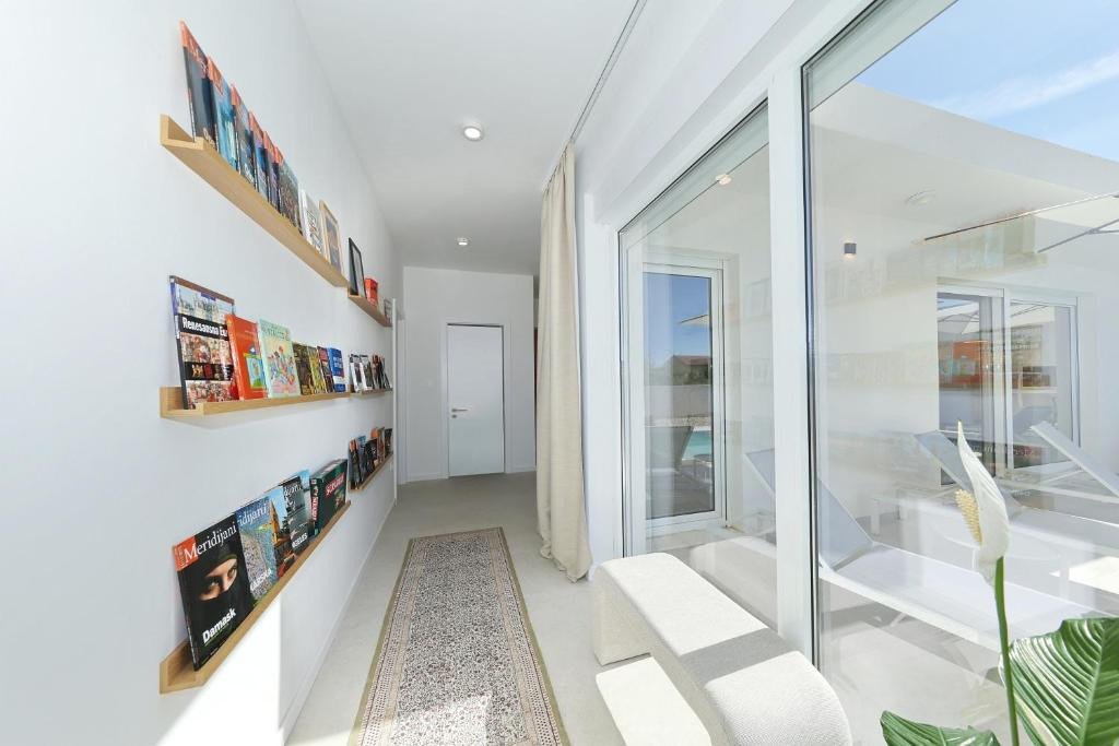 Elegant barrier-free villa with heated pool and summer kitchen, Privlaka, Croatia