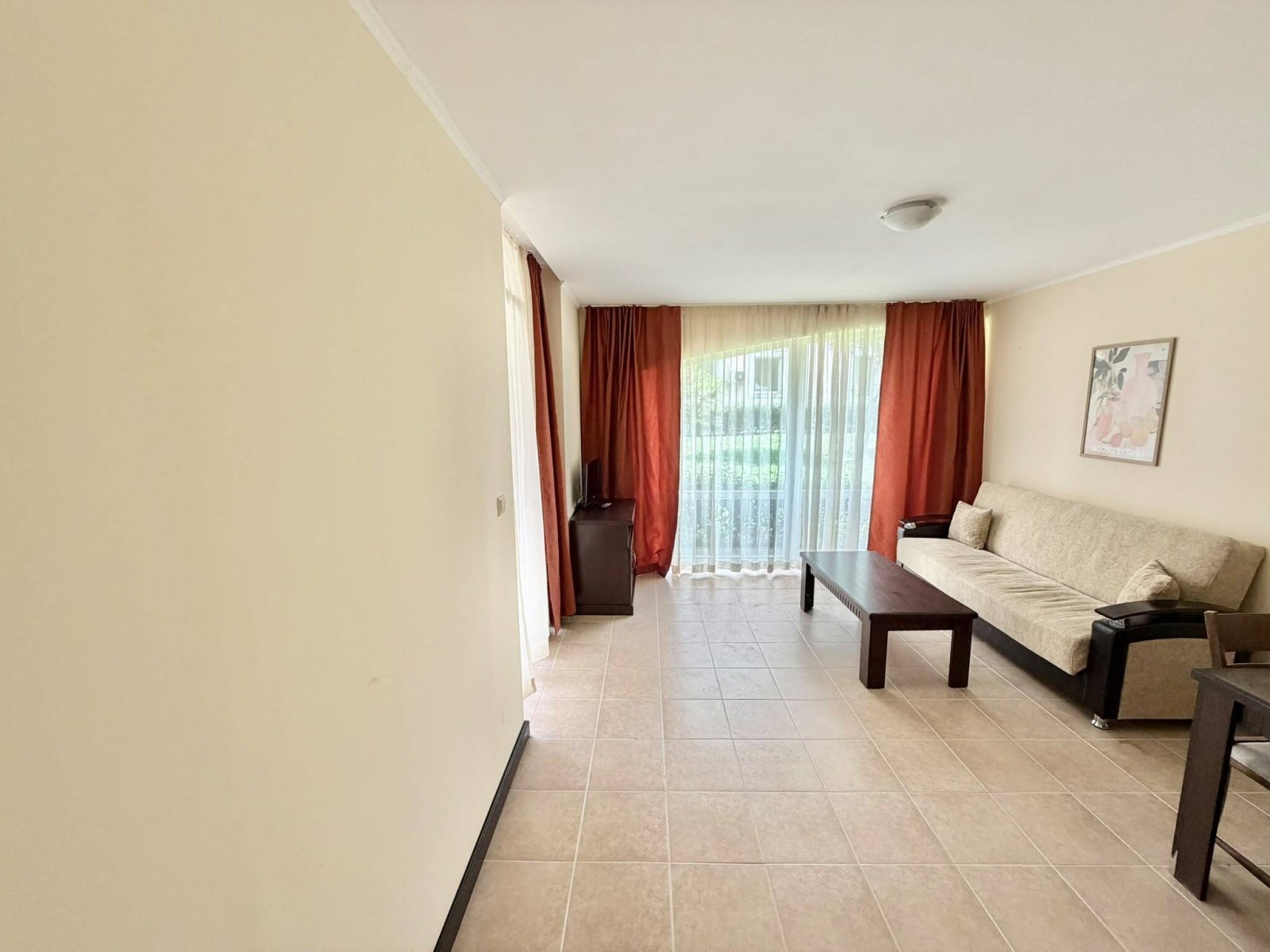1-bedroom apartment directly on the sea in Sunset Resort in Pomorie, Bulgaria