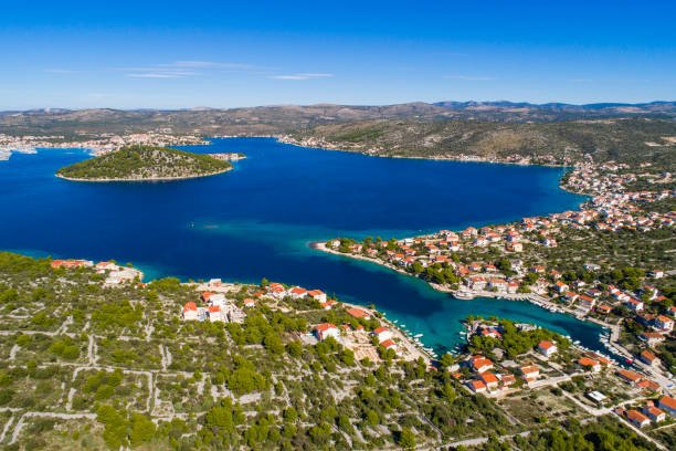 Modern apartment with garden 100 m from the beach, Ražanj, Croatia