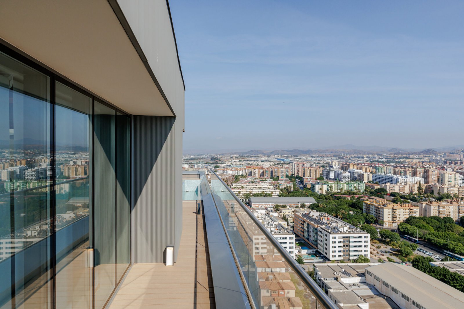 Luxusapartment mit privatem Pool und Meerblick, Málaga, Spanien