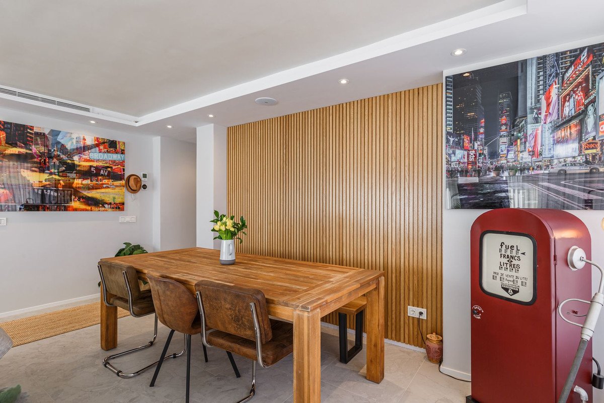 Exclusive 4-bedroom apartment in the center, Marbella, Spain
