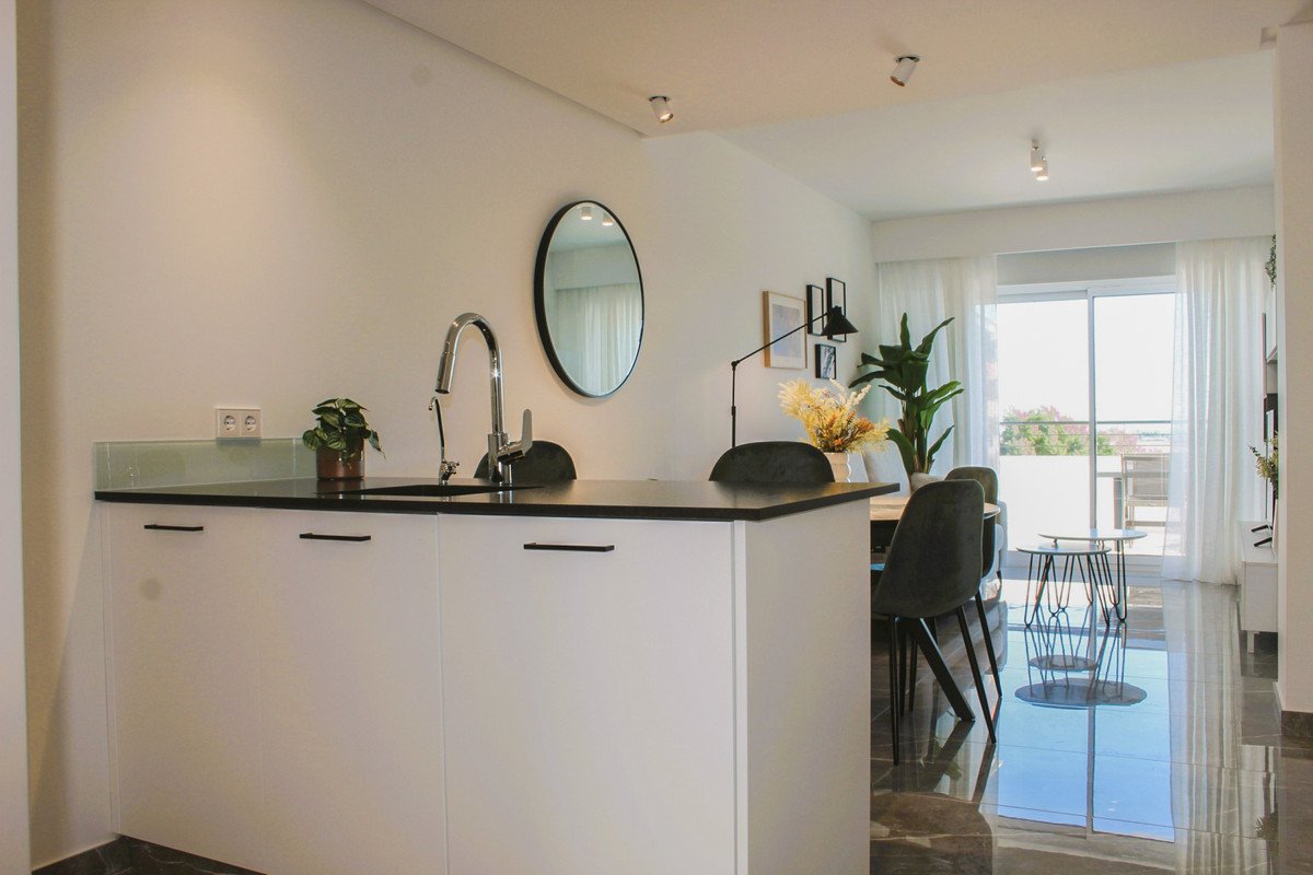 Moderne Apartments mit Meerblick und Swimmingpools, Xeresa, Spanien