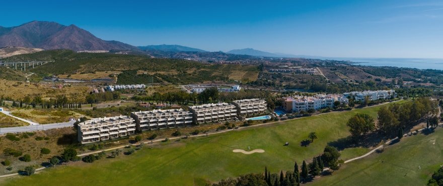 Completed apartment with terrace and golf views, Estepona, Spain