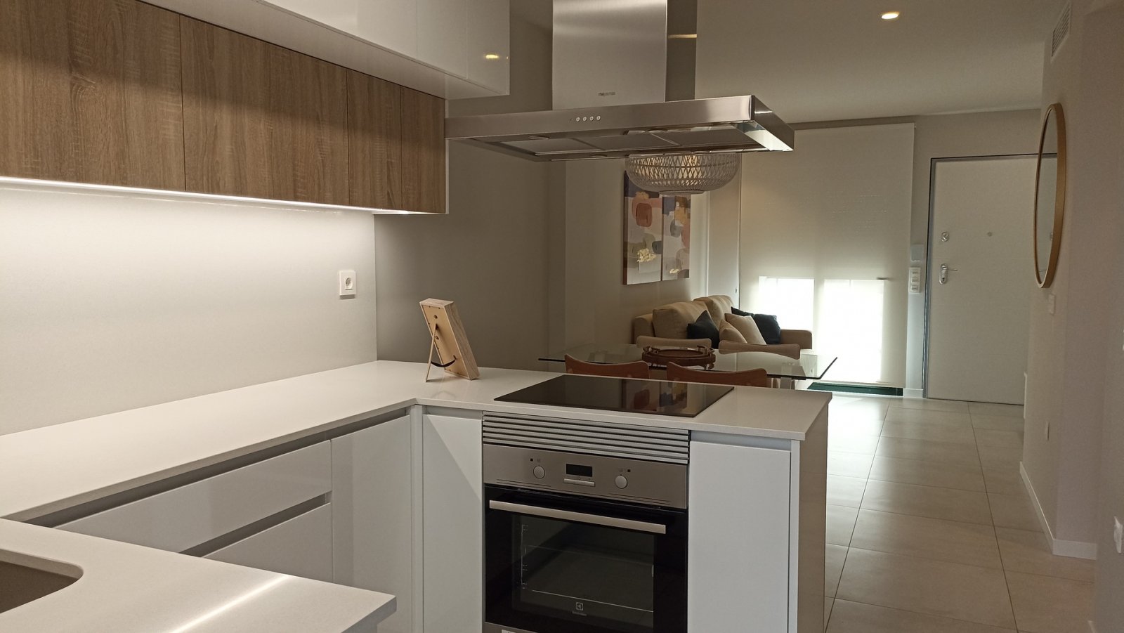 Modern apartments by the sea, Mil Palmeras, investment opportunity